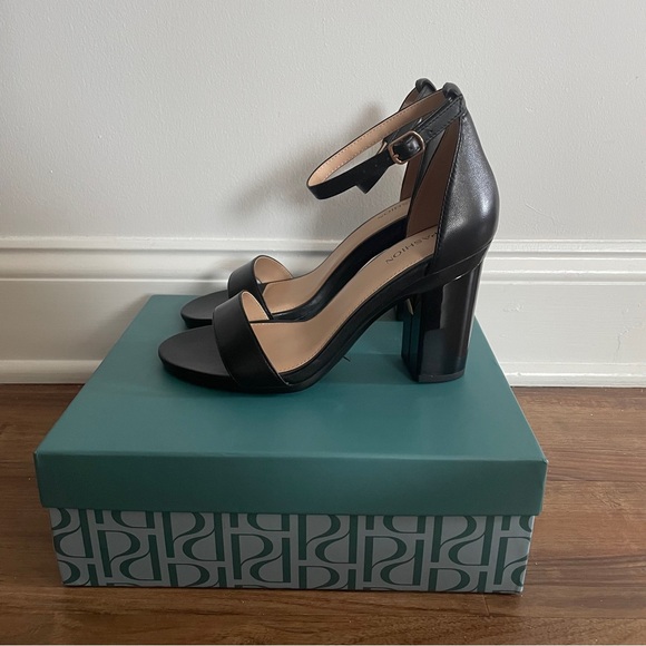 The Pashionista Coal Leather Block 4" - Picture 2 of 5